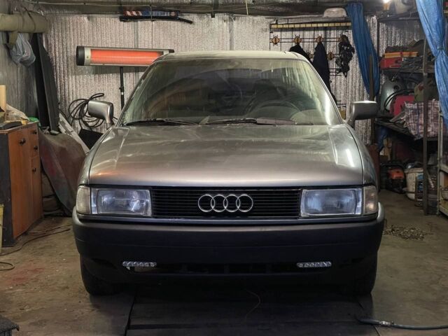 Сірий Ауді 80, об'ємом двигуна 1.78 л та пробігом 0 тис. км за 390 $, фото 7 на Automoto.ua