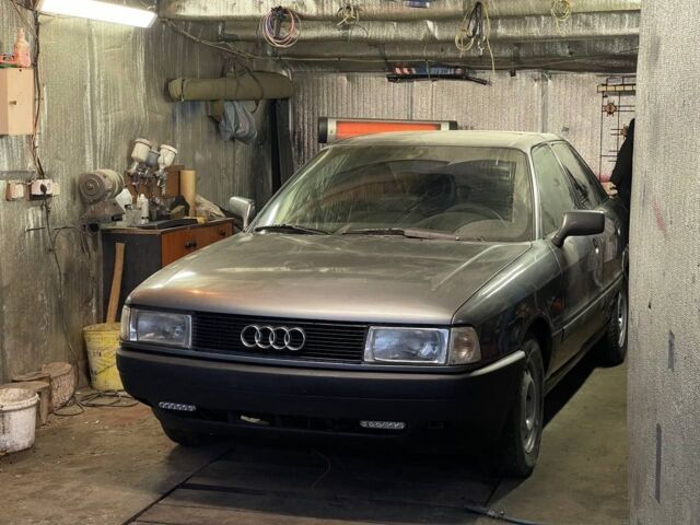 Сірий Ауді 80, об'ємом двигуна 1.78 л та пробігом 0 тис. км за 390 $, фото 6 на Automoto.ua