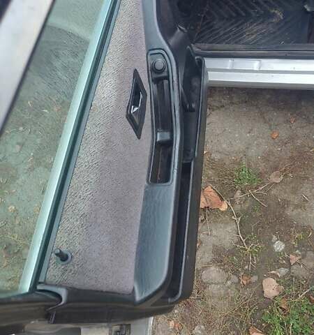 Серый Ауди 80, объемом двигателя 1.8 л и пробегом 350 тыс. км за 1700 $, фото 18 на Automoto.ua