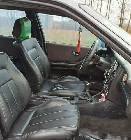 Серый Ауди 80, объемом двигателя 1.8 л и пробегом 283 тыс. км за 750 $, фото 4 на Automoto.ua