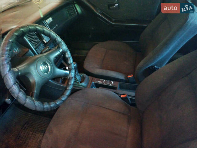 Серый Ауди 80, объемом двигателя 1.78 л и пробегом 440 тыс. км за 999 $, фото 6 на Automoto.ua
