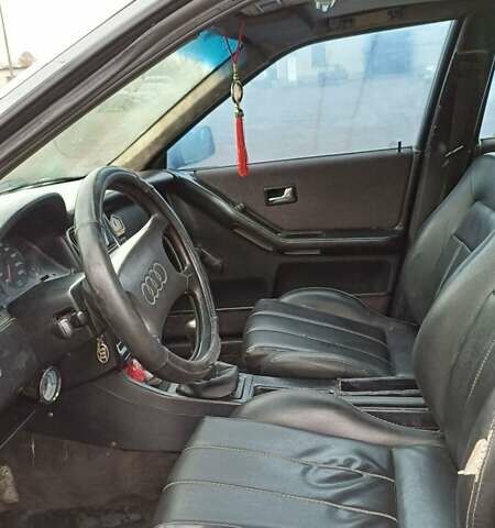 Серый Ауди 80, объемом двигателя 1.8 л и пробегом 283 тыс. км за 750 $, фото 5 на Automoto.ua