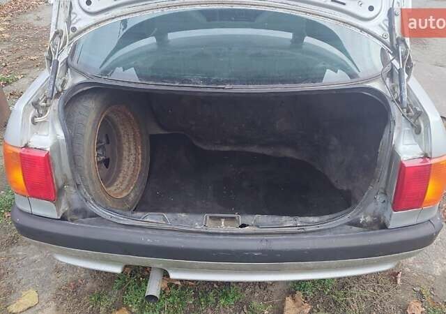 Серый Ауди 80, объемом двигателя 1.8 л и пробегом 350 тыс. км за 1700 $, фото 11 на Automoto.ua