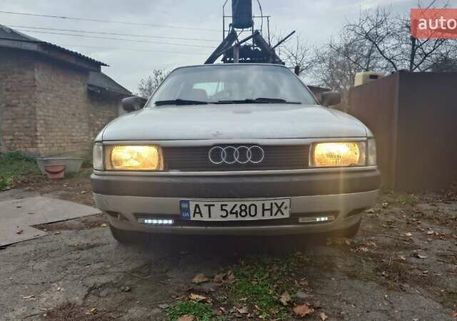 Серый Ауди 80, объемом двигателя 1.8 л и пробегом 350 тыс. км за 1700 $, фото 1 на Automoto.ua