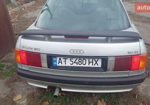 Серый Ауди 80, объемом двигателя 1.8 л и пробегом 350 тыс. км за 1700 $, фото 2 на Automoto.ua