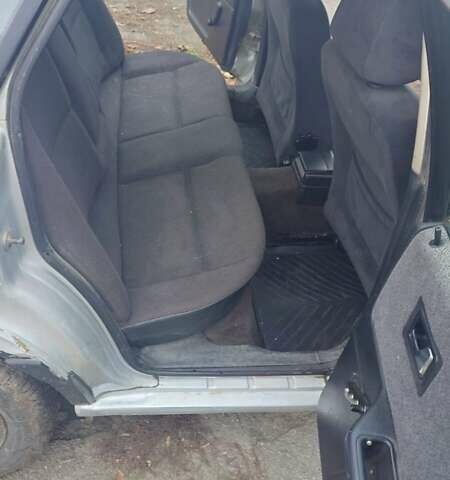 Серый Ауди 80, объемом двигателя 1.8 л и пробегом 350 тыс. км за 1700 $, фото 17 на Automoto.ua