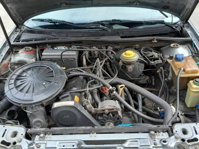 Сірий Ауді 80, об'ємом двигуна 2 л та пробігом 60 тис. км за 2000 $, фото 7 на Automoto.ua