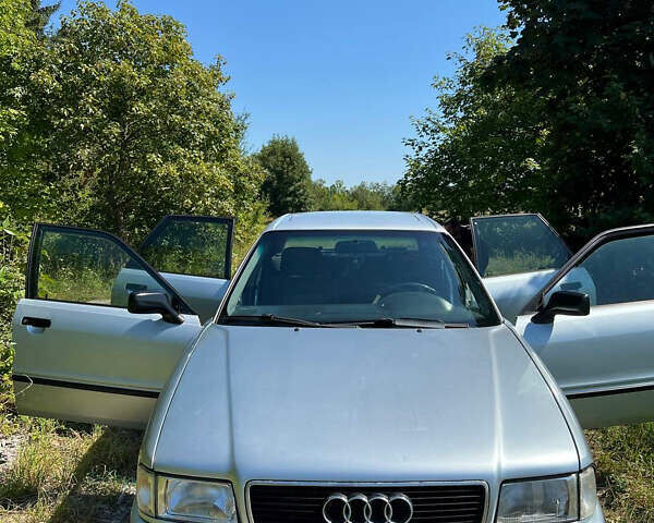 Серый Ауди 80, объемом двигателя 1.98 л и пробегом 232 тыс. км за 2650 $, фото 2 на Automoto.ua
