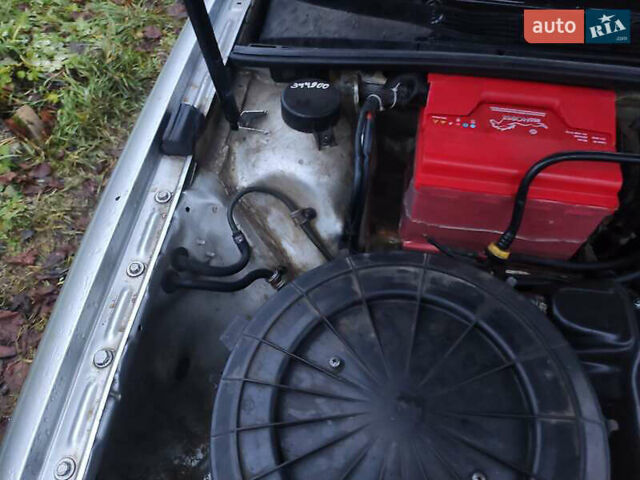 Серый Ауди 80, объемом двигателя 2 л и пробегом 300 тыс. км за 2300 $, фото 7 на Automoto.ua