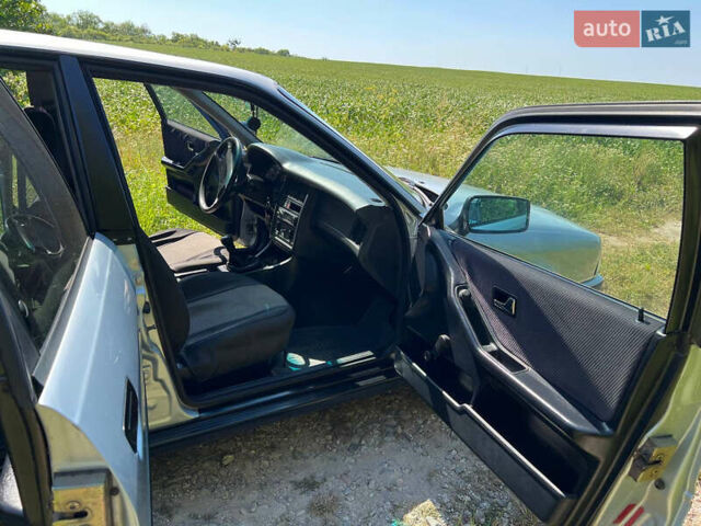 Серый Ауди 80, объемом двигателя 1.98 л и пробегом 232 тыс. км за 2650 $, фото 7 на Automoto.ua