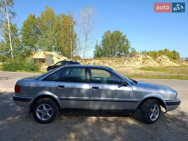 Серый Ауди 80, объемом двигателя 2 л и пробегом 399 тыс. км за 3000 $, фото 2 на Automoto.ua