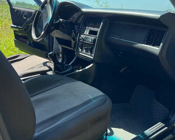 Серый Ауди 80, объемом двигателя 1.98 л и пробегом 232 тыс. км за 2650 $, фото 3 на Automoto.ua