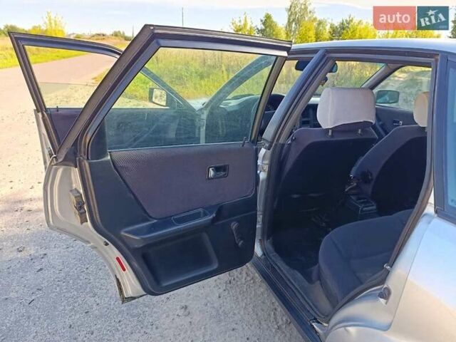 Серый Ауди 80, объемом двигателя 2 л и пробегом 399 тыс. км за 3000 $, фото 12 на Automoto.ua