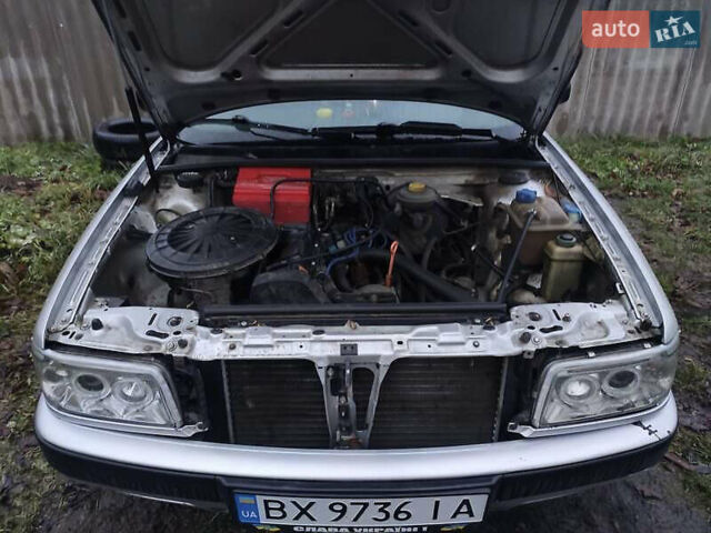 Серый Ауди 80, объемом двигателя 2 л и пробегом 300 тыс. км за 2300 $, фото 10 на Automoto.ua