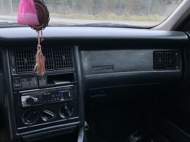 Сірий Ауді 80, об'ємом двигуна 1.8 л та пробігом 289 тис. км за 2500 $, фото 12 на Automoto.ua