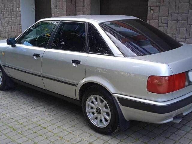 Сірий Ауді 80, об'ємом двигуна 2 л та пробігом 400 тис. км за 2500 $, фото 5 на Automoto.ua