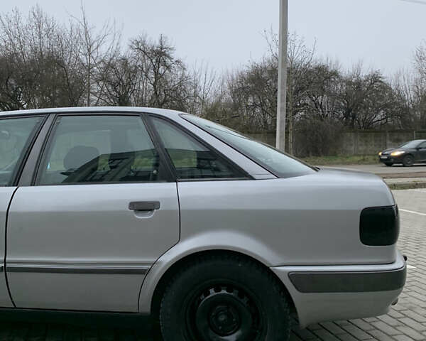 Сірий Ауді 80, об'ємом двигуна 2 л та пробігом 312 тис. км за 2500 $, фото 5 на Automoto.ua