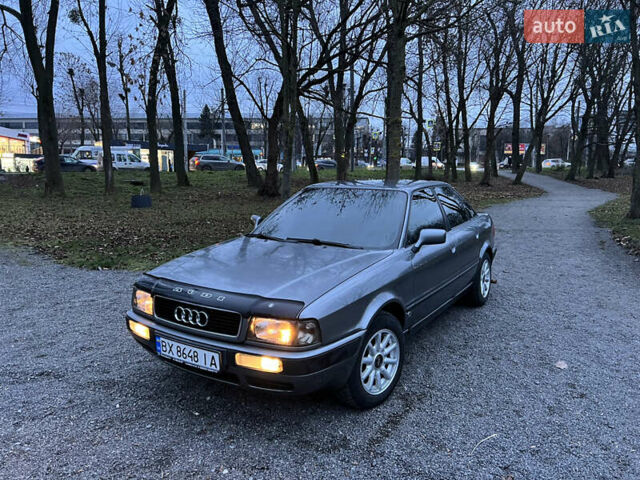 Серый Ауди 80, объемом двигателя 2.6 л и пробегом 350 тыс. км за 3500 $, фото 1 на Automoto.ua