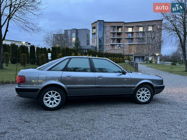 Серый Ауди 80, объемом двигателя 2.6 л и пробегом 350 тыс. км за 3500 $, фото 6 на Automoto.ua