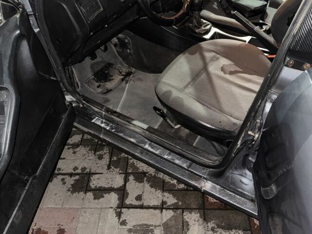 Сірий Ауді 80, об'ємом двигуна 1.8 л та пробігом 195 тис. км за 1500 $, фото 5 на Automoto.ua