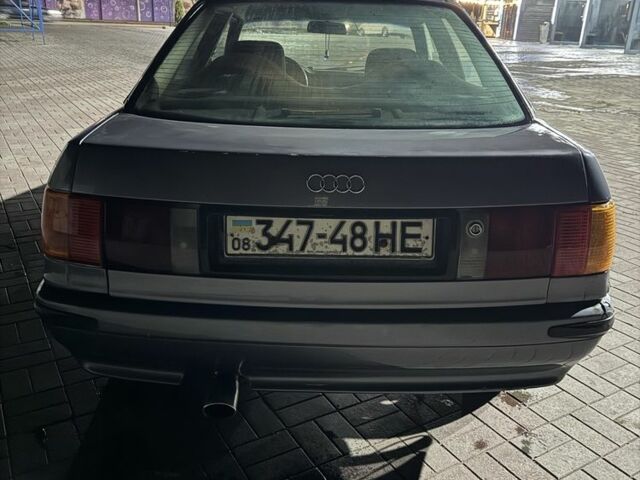 Сірий Ауді 80, об'ємом двигуна 1.8 л та пробігом 195 тис. км за 1500 $, фото 7 на Automoto.ua