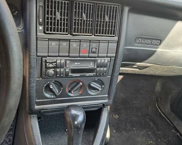 Серый Ауди 80, объемом двигателя 1.98 л и пробегом 194 тыс. км за 3000 $, фото 7 на Automoto.ua