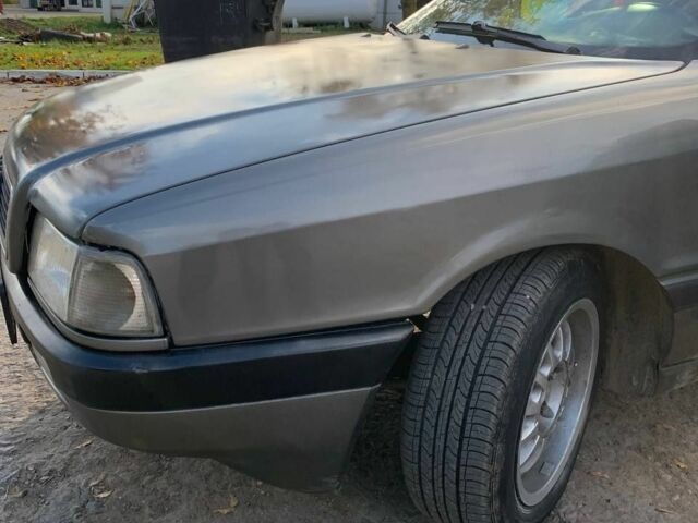 Серый Ауди 80, объемом двигателя 1.8 л и пробегом 254 тыс. км за 1450 $, фото 11 на Automoto.ua