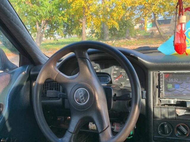 Серый Ауди 80, объемом двигателя 1.8 л и пробегом 254 тыс. км за 1450 $, фото 14 на Automoto.ua