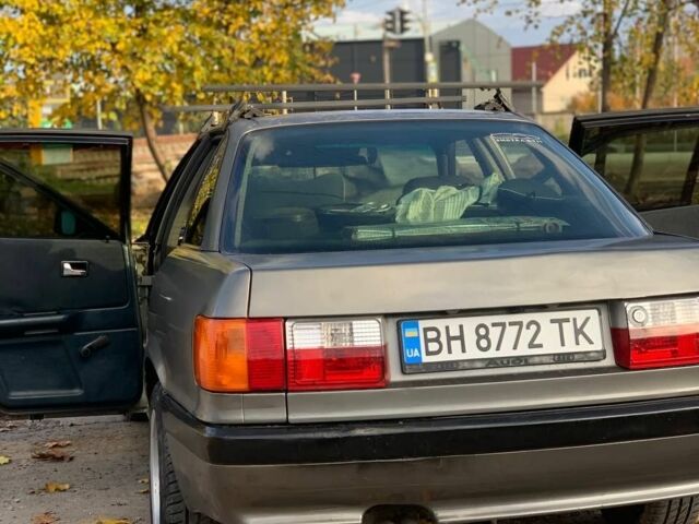 Серый Ауди 80, объемом двигателя 1.8 л и пробегом 254 тыс. км за 1450 $, фото 12 на Automoto.ua