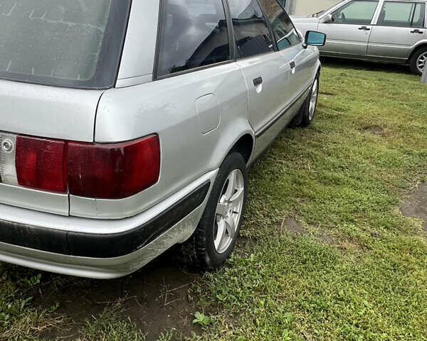 Ауди 80 1994 в Черткове на Automoto.ua Серый Ауди 80, объемом двигателя 1.6 л и пробегом 435 тыс. км за 2700 $, фото 4 на Automoto.ua