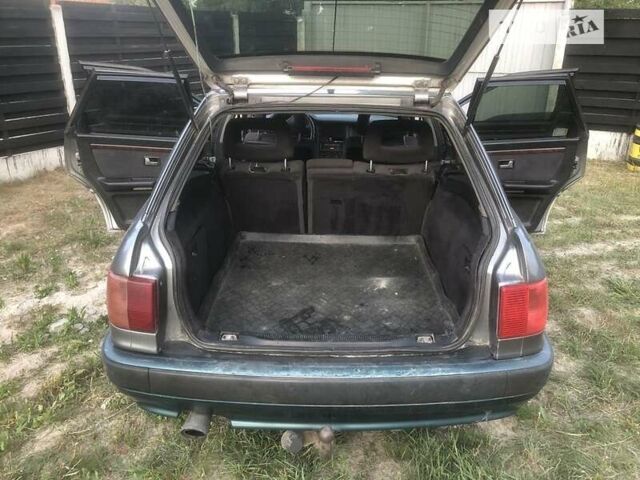 Серый Ауди 80, объемом двигателя 1.9 л и пробегом 50 тыс. км за 2500 $, фото 4 на Automoto.ua