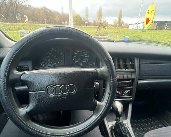 Серый Ауди 80, объемом двигателя 2 л и пробегом 450 тыс. км за 2999 $, фото 18 на Automoto.ua