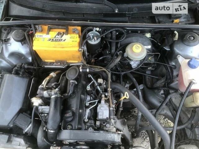 Серый Ауди 80, объемом двигателя 1.9 л и пробегом 50 тыс. км за 2500 $, фото 22 на Automoto.ua