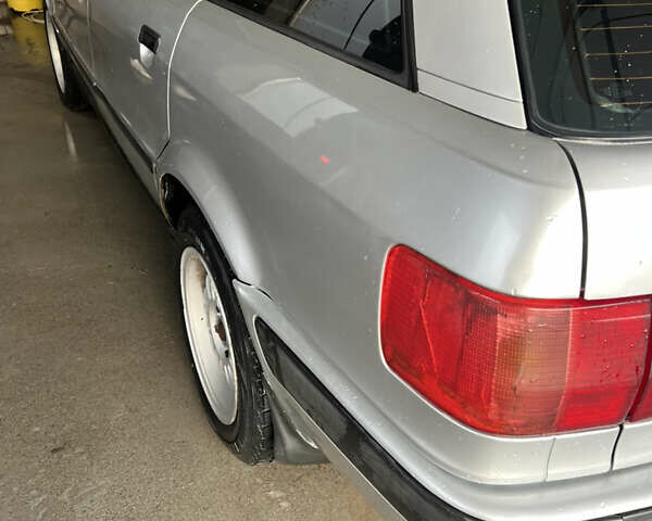 Серый Ауди 80, объемом двигателя 2 л и пробегом 450 тыс. км за 2999 $, фото 24 на Automoto.ua