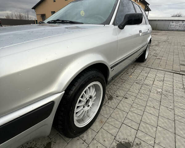 Серый Ауди 80, объемом двигателя 2 л и пробегом 450 тыс. км за 2999 $, фото 3 на Automoto.ua