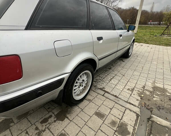 Серый Ауди 80, объемом двигателя 2 л и пробегом 450 тыс. км за 2999 $, фото 10 на Automoto.ua