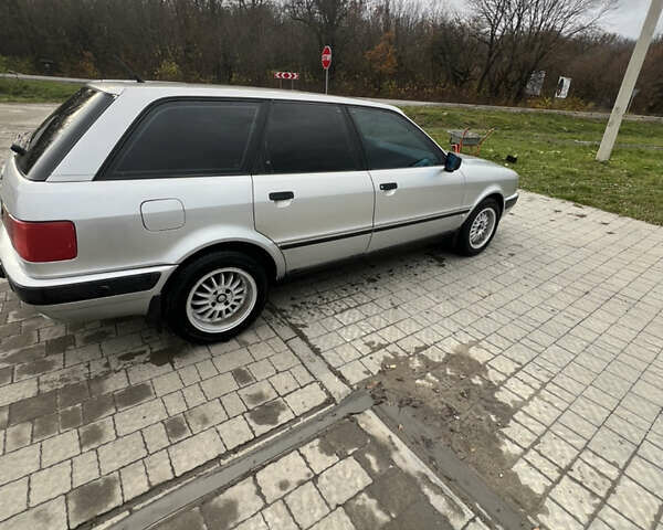 Серый Ауди 80, объемом двигателя 2 л и пробегом 450 тыс. км за 2999 $, фото 11 на Automoto.ua