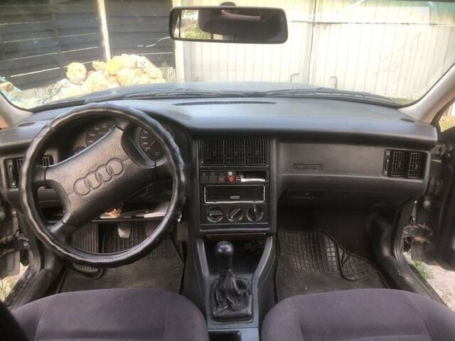 Серый Ауди 80, объемом двигателя 1.9 л и пробегом 50 тыс. км за 2500 $, фото 5 на Automoto.ua