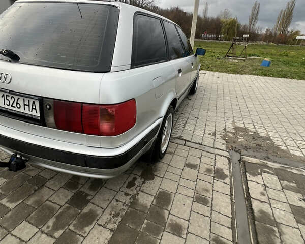 Серый Ауди 80, объемом двигателя 2 л и пробегом 450 тыс. км за 2999 $, фото 9 на Automoto.ua