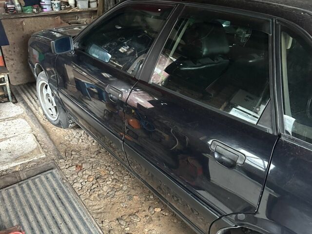 Синій Ауді 80, об'ємом двигуна 1.8 л та пробігом 100 тис. км за 2000 $, фото 4 на Automoto.ua