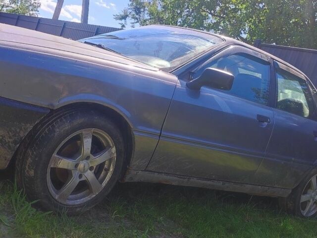 Синий Ауди 80, объемом двигателя 0 л и пробегом 300 тыс. км за 1300 $, фото 2 на Automoto.ua