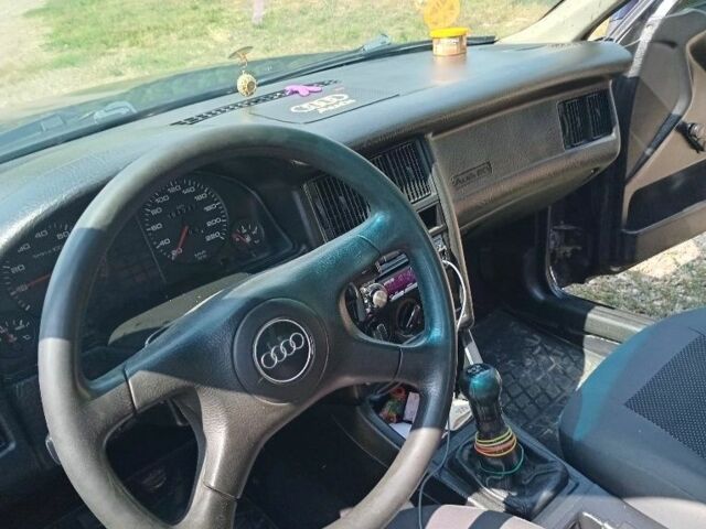 Синій Ауді 80, об'ємом двигуна 1.8 л та пробігом 600 тис. км за 1859 $, фото 3 на Automoto.ua