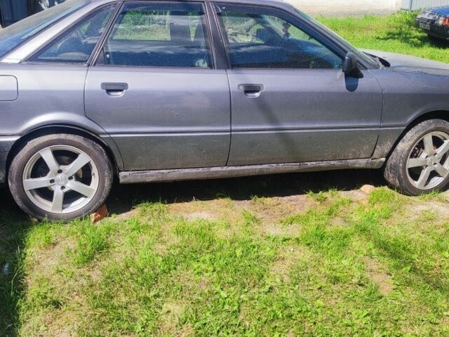 Синий Ауди 80, объемом двигателя 0 л и пробегом 300 тыс. км за 1300 $, фото 1 на Automoto.ua