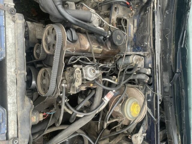 Синий Ауди 80, объемом двигателя 0 л и пробегом 385 тыс. км за 1000 $, фото 2 на Automoto.ua