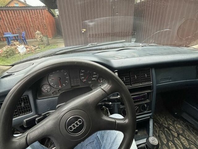 Синий Ауди 80, объемом двигателя 1.8 л и пробегом 228 тыс. км за 1000 $, фото 5 на Automoto.ua