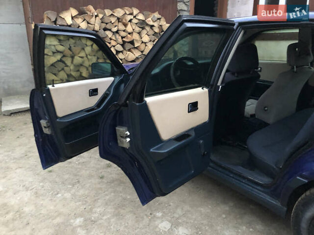 Синий Ауди 80, объемом двигателя 1.8 л и пробегом 200 тыс. км за 1150 $, фото 12 на Automoto.ua