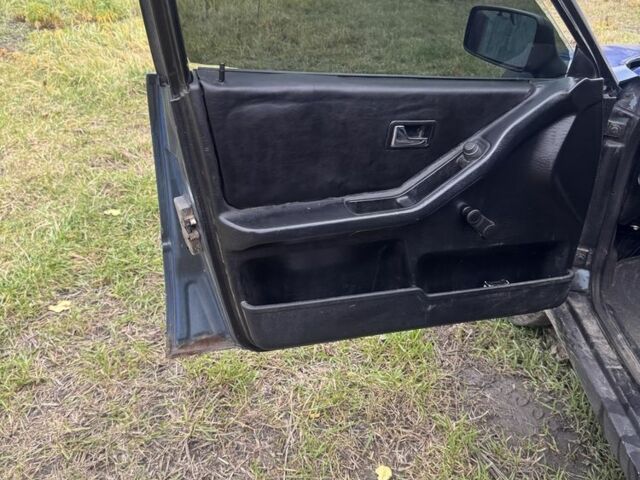 Синий Ауди 80, объемом двигателя 1.8 л и пробегом 500 тыс. км за 1200 $, фото 6 на Automoto.ua