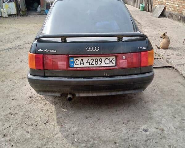 Синий Ауди 80, объемом двигателя 1.8 л и пробегом 370 тыс. км за 2600 $, фото 2 на Automoto.ua