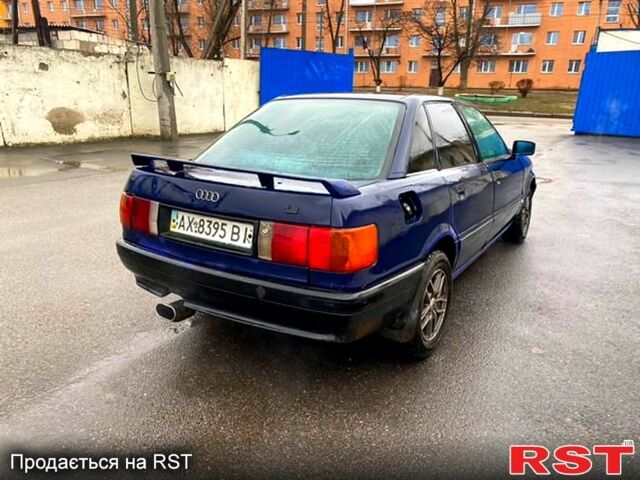 Синий Ауди 80, объемом двигателя 1.8 л и пробегом 0 тыс. км за 1000 $, фото 3 на Automoto.ua
