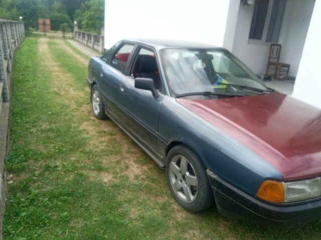 Синий Ауди 80, объемом двигателя 1.8 л и пробегом 1 тыс. км за 1500 $, фото 3 на Automoto.ua